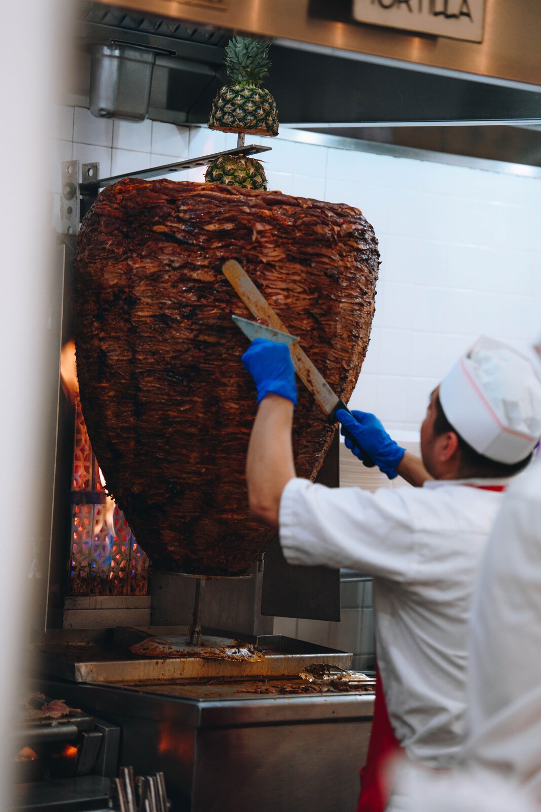 Tacos y antojitos en un mercado de Ciudad de México